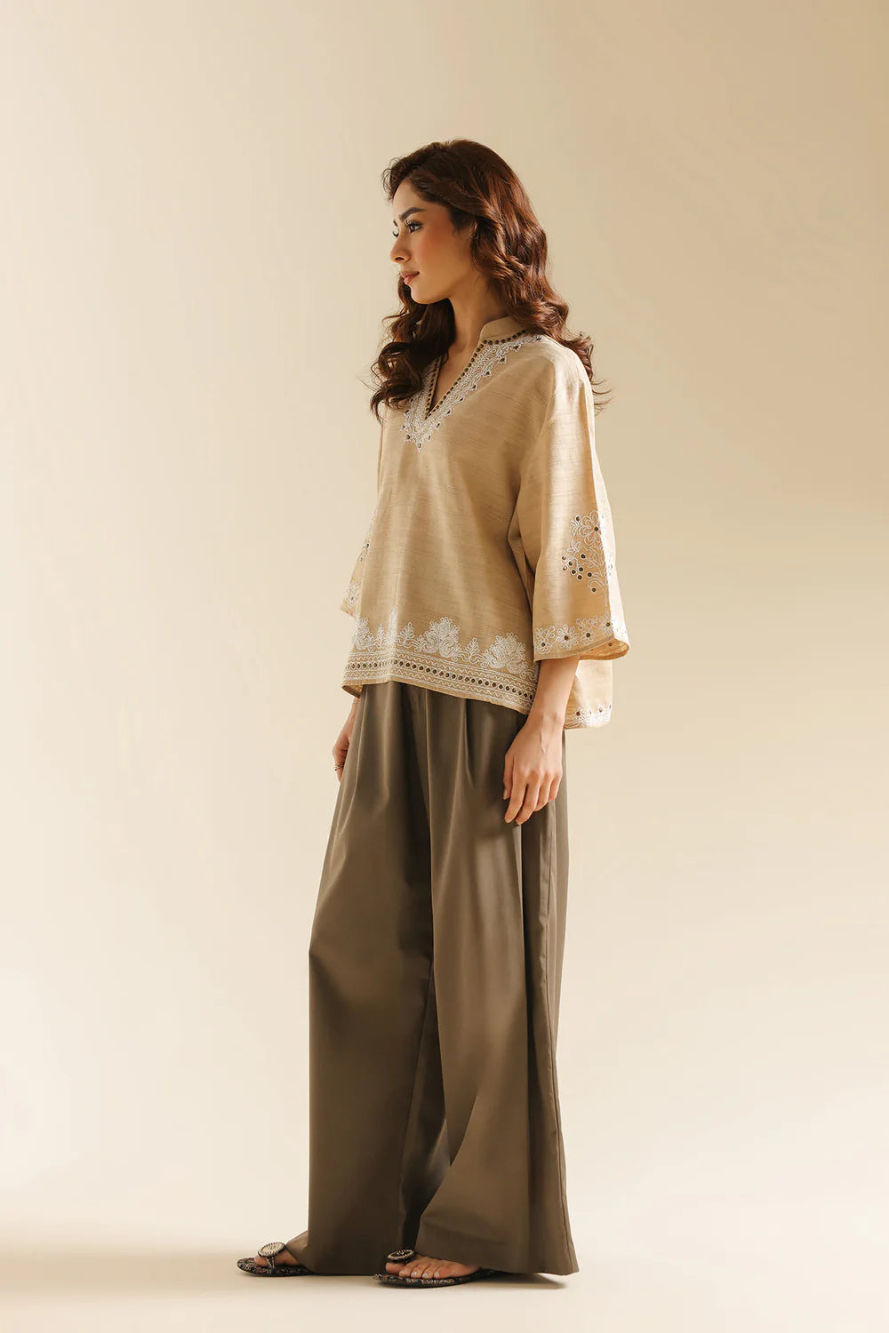 KHAKI | E0644/119/119 | Boho Look Book | Ethnc