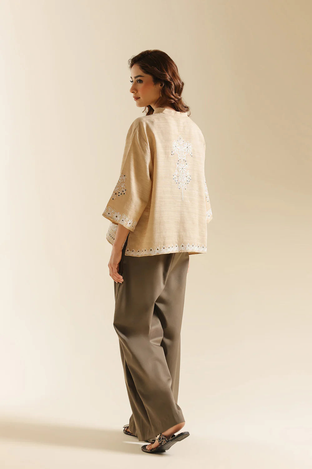 KHAKI | E0644/119/119 | Boho Look Book | Ethnc