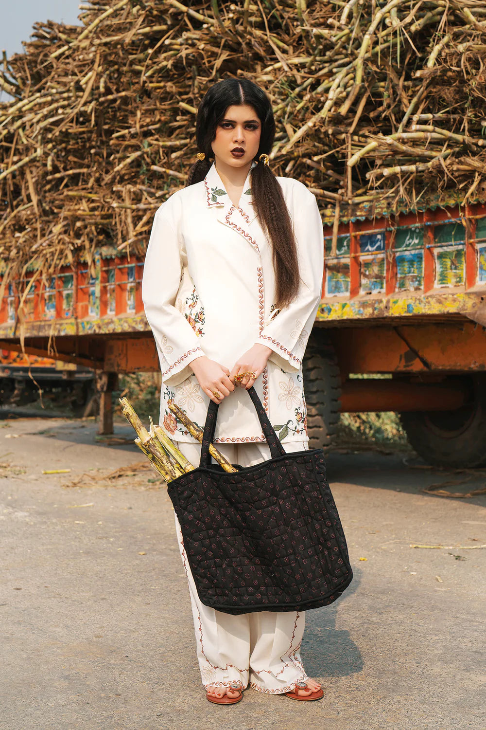 OFF WHITE | E0646/119/002 | Boho Look Book | Ethnc