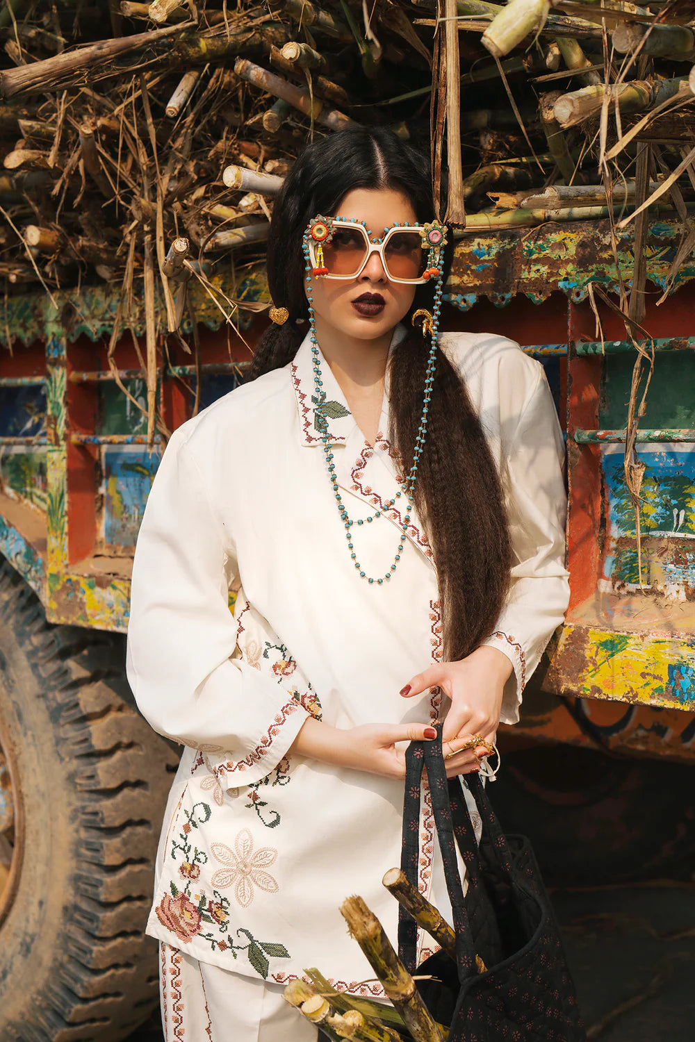 OFF WHITE | E0646/119/002 | Boho Look Book | Ethnc