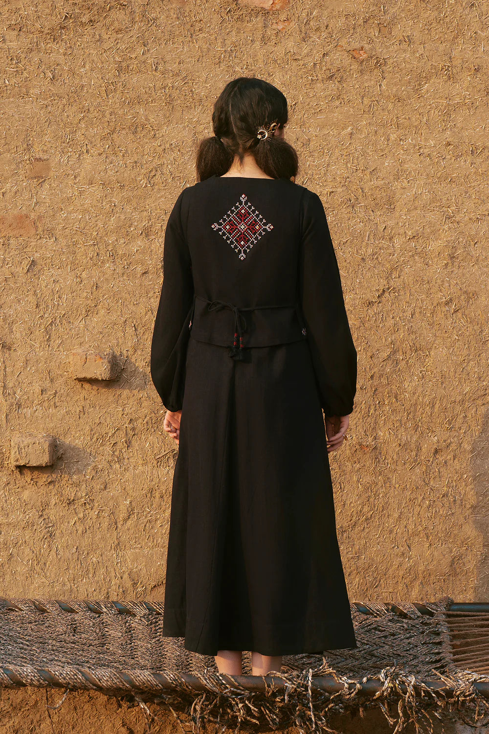 BLACK | E0654/119/901 | Boho Look Book | Ethnc