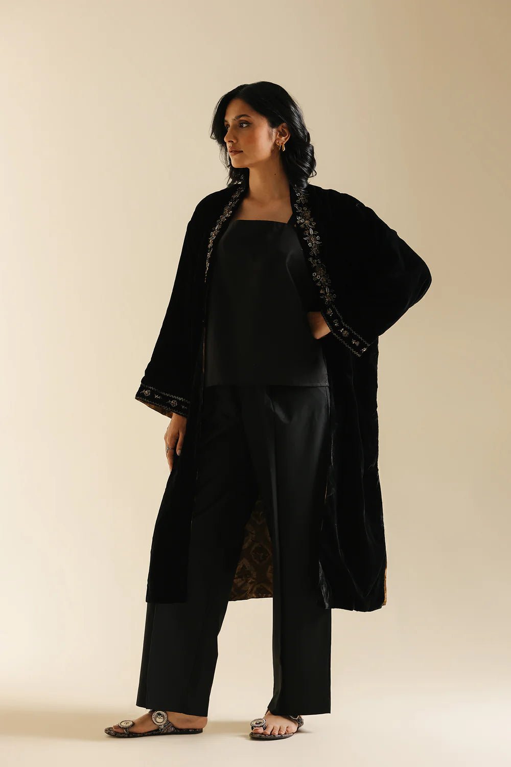 JET BLACK | E0662/119/902 | Boho Look Book | Ethnc