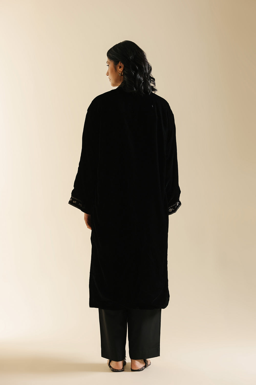 JET BLACK | E0662/119/902 | Boho Look Book | Ethnc