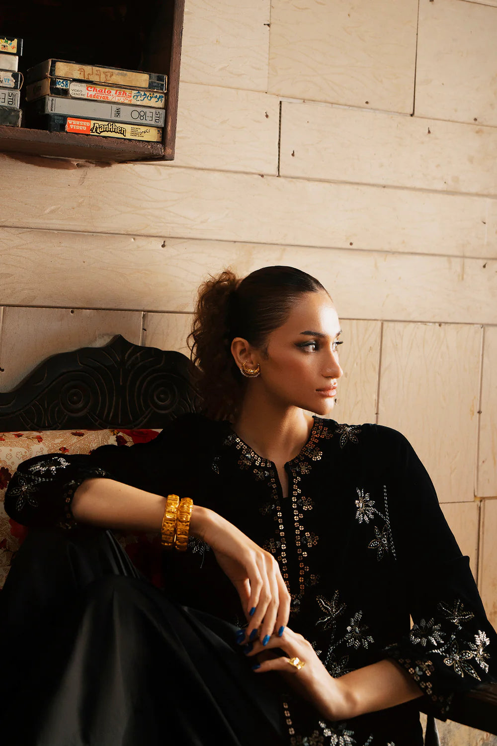 JET BLACK | E0664/119/902 | Boho Look Book | Ethnc