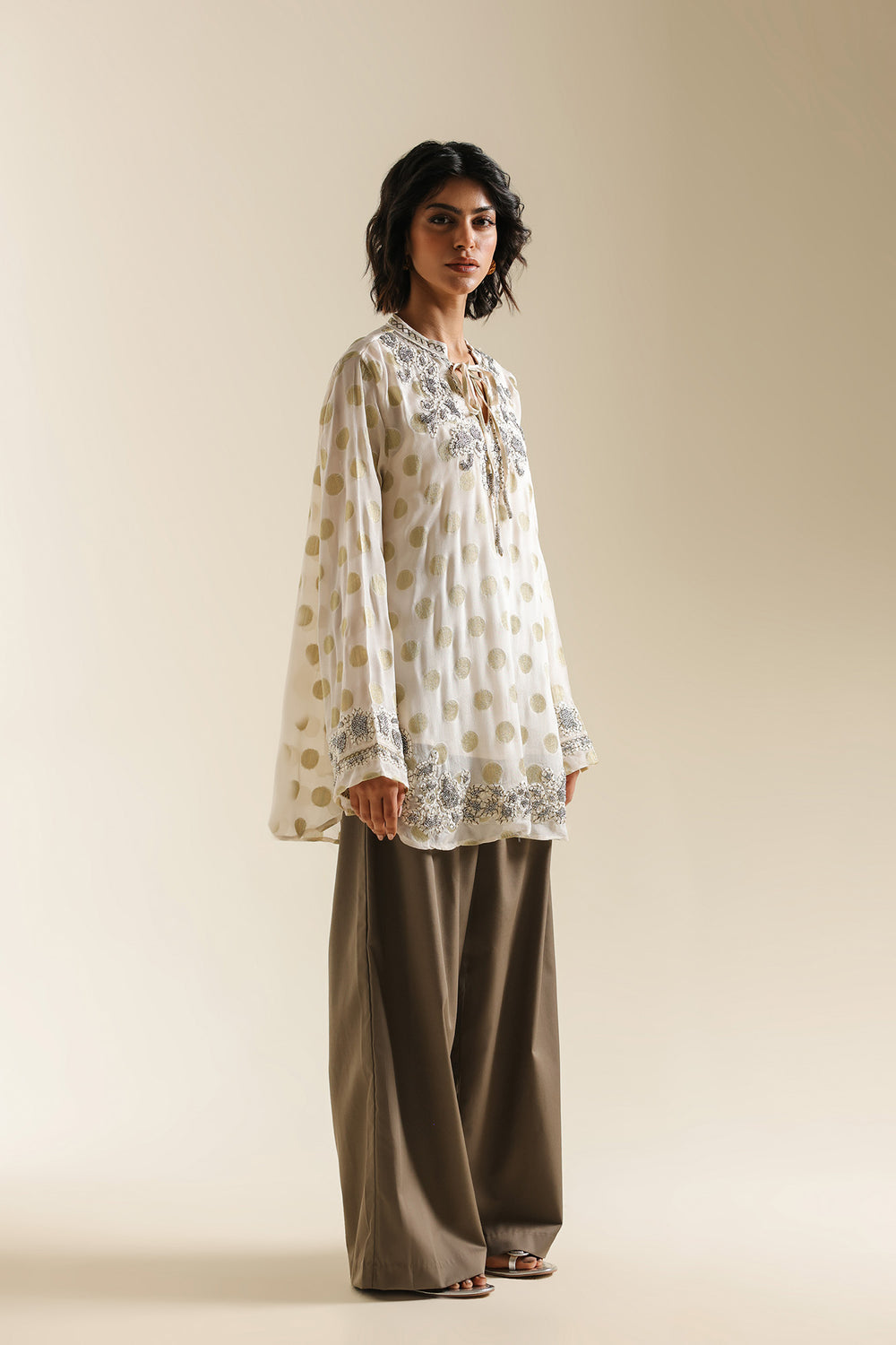 OFF WHITE | E0666/119/002 | Boho Look Book | Ethnc