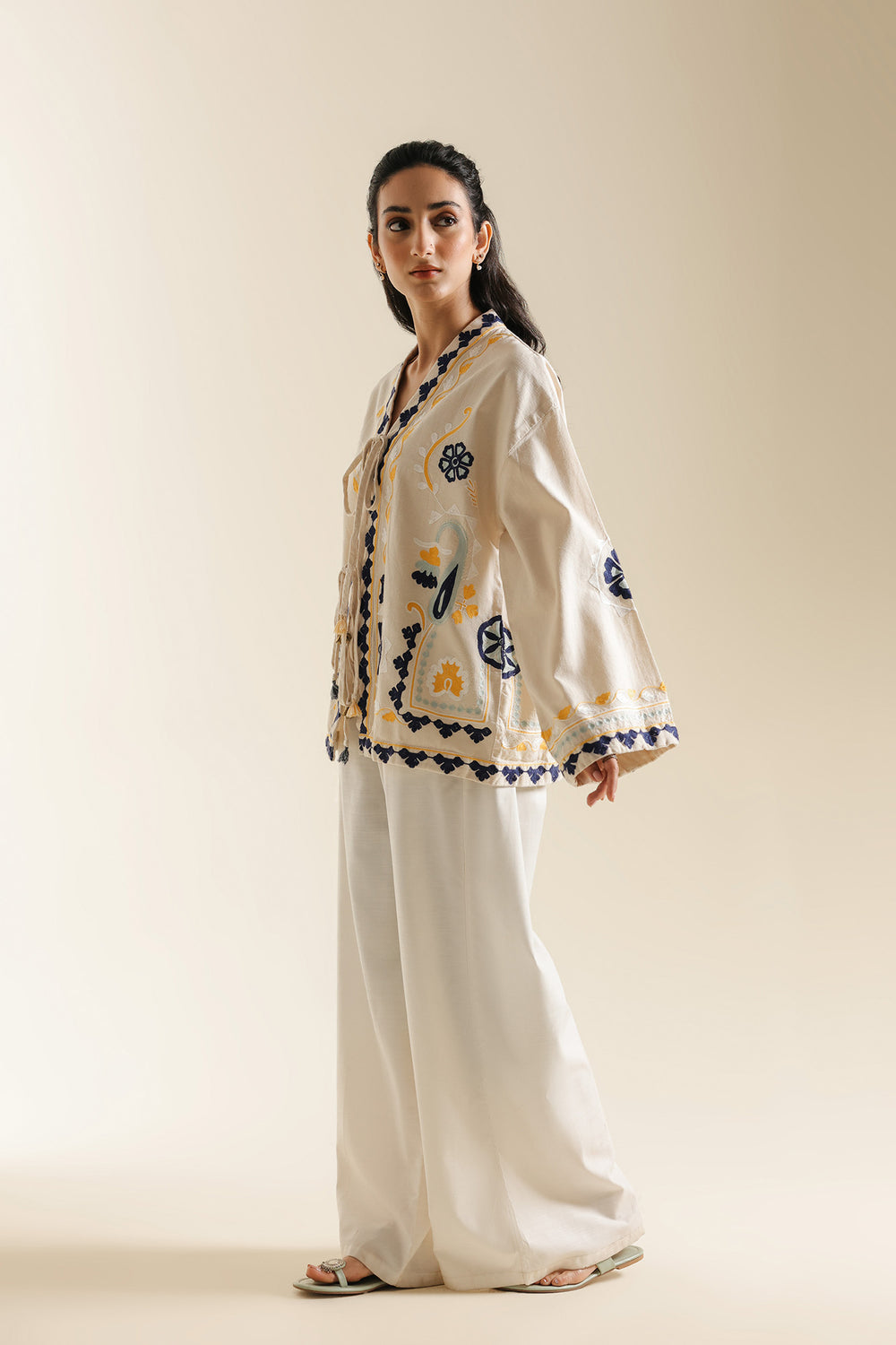 OFF WHITE | E0671/119/002 | Boho Look Book | Ethnc