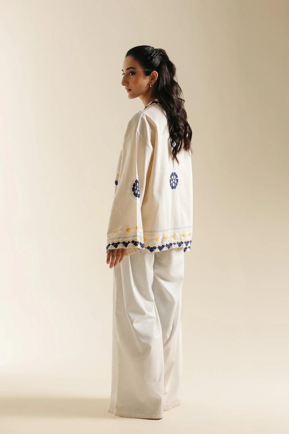 OFF WHITE | E0671/119/002 | Boho Look Book | Ethnc