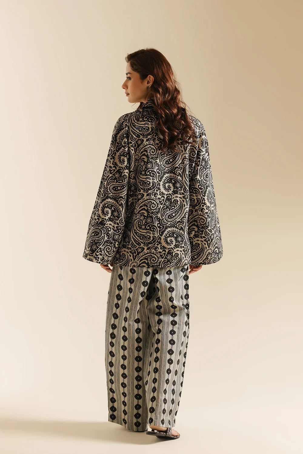 ANTIQUE WHITE | E0706/119/006 | Boho Look Book | Ethnc