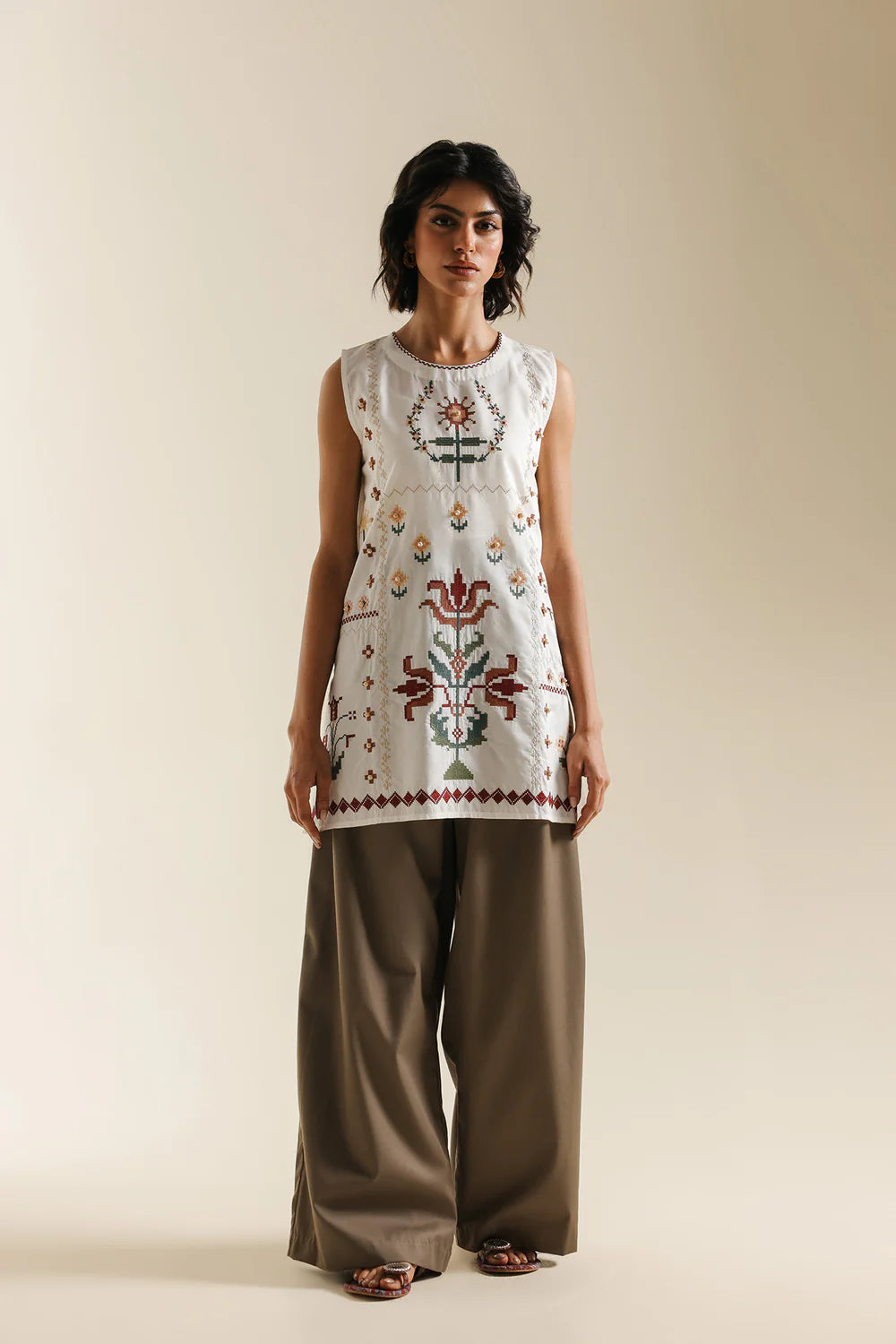 WHITE | E0707/119/001 | Boho Look Book | Ethnc