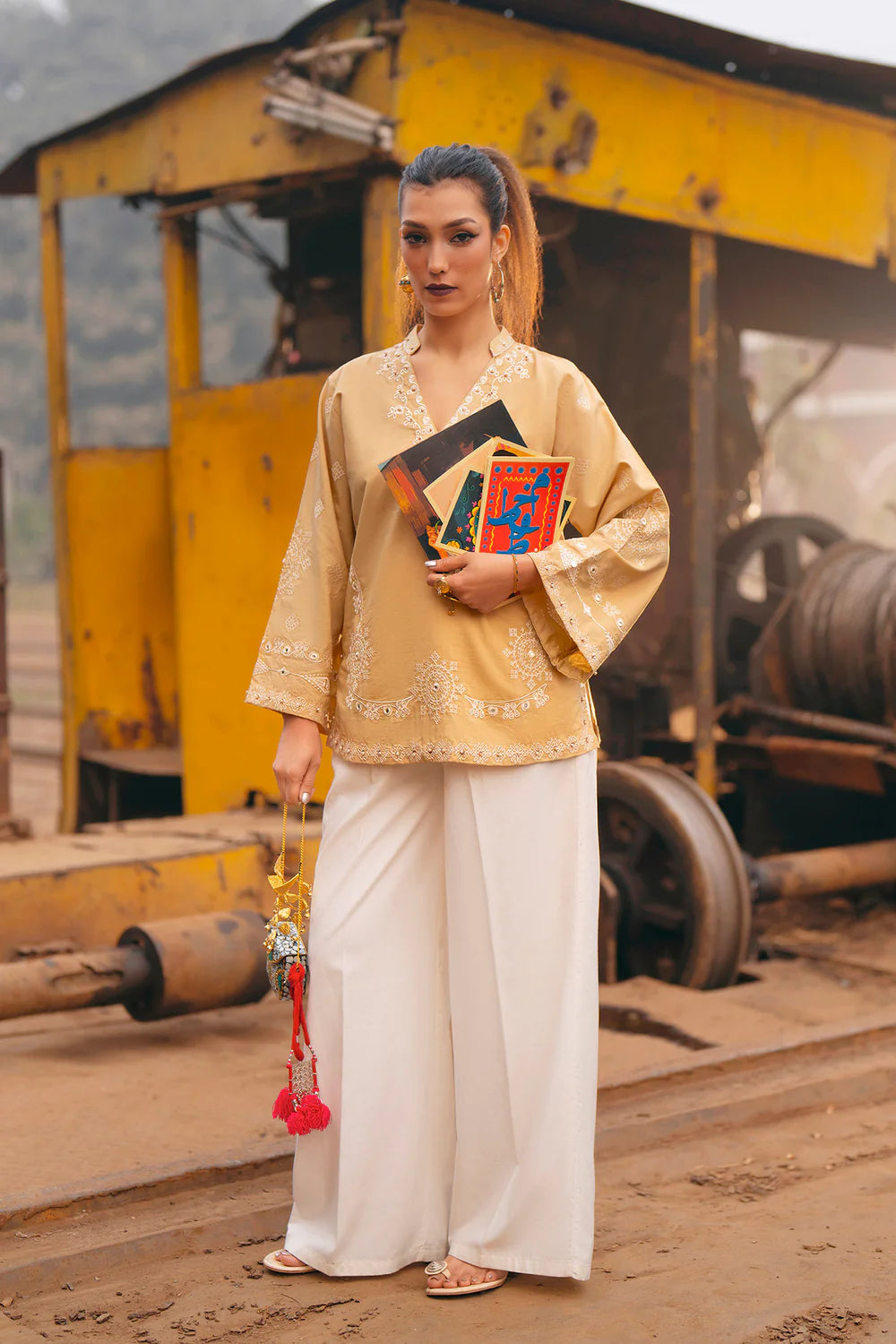 BEIGE | E0714/119/113 | Boho Look Book | Ethnc