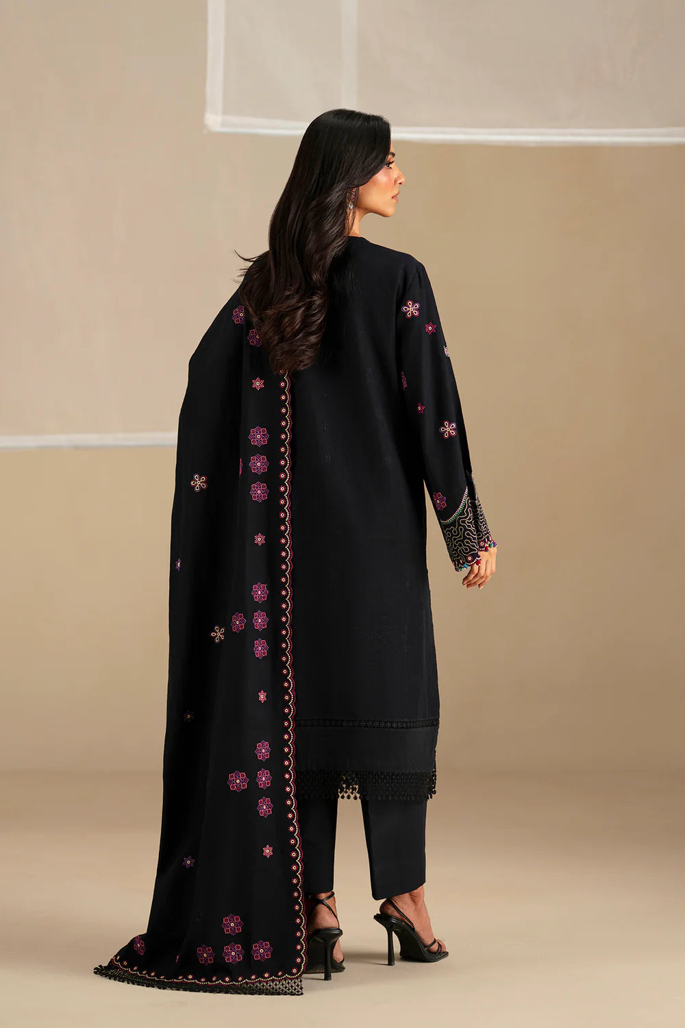 JET BLACK | E0782/203/902 | Unstitched Winter '25 | Ethnc