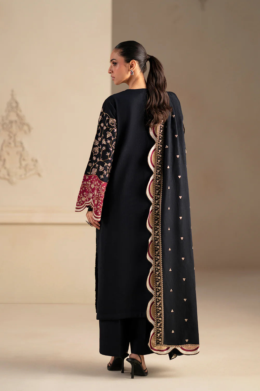 JET BLACK | E0784/203/902 | Unstitched Winter '25 | Ethnc