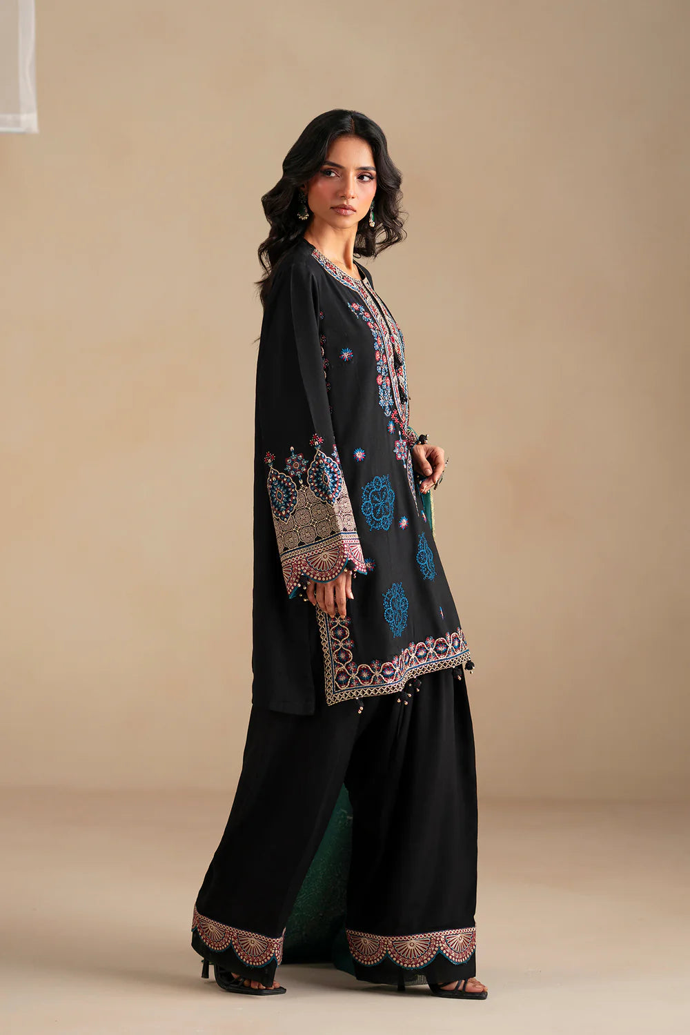 JET BLACK | E0792/203/902 | Unstitched Winter '25 | Ethnc