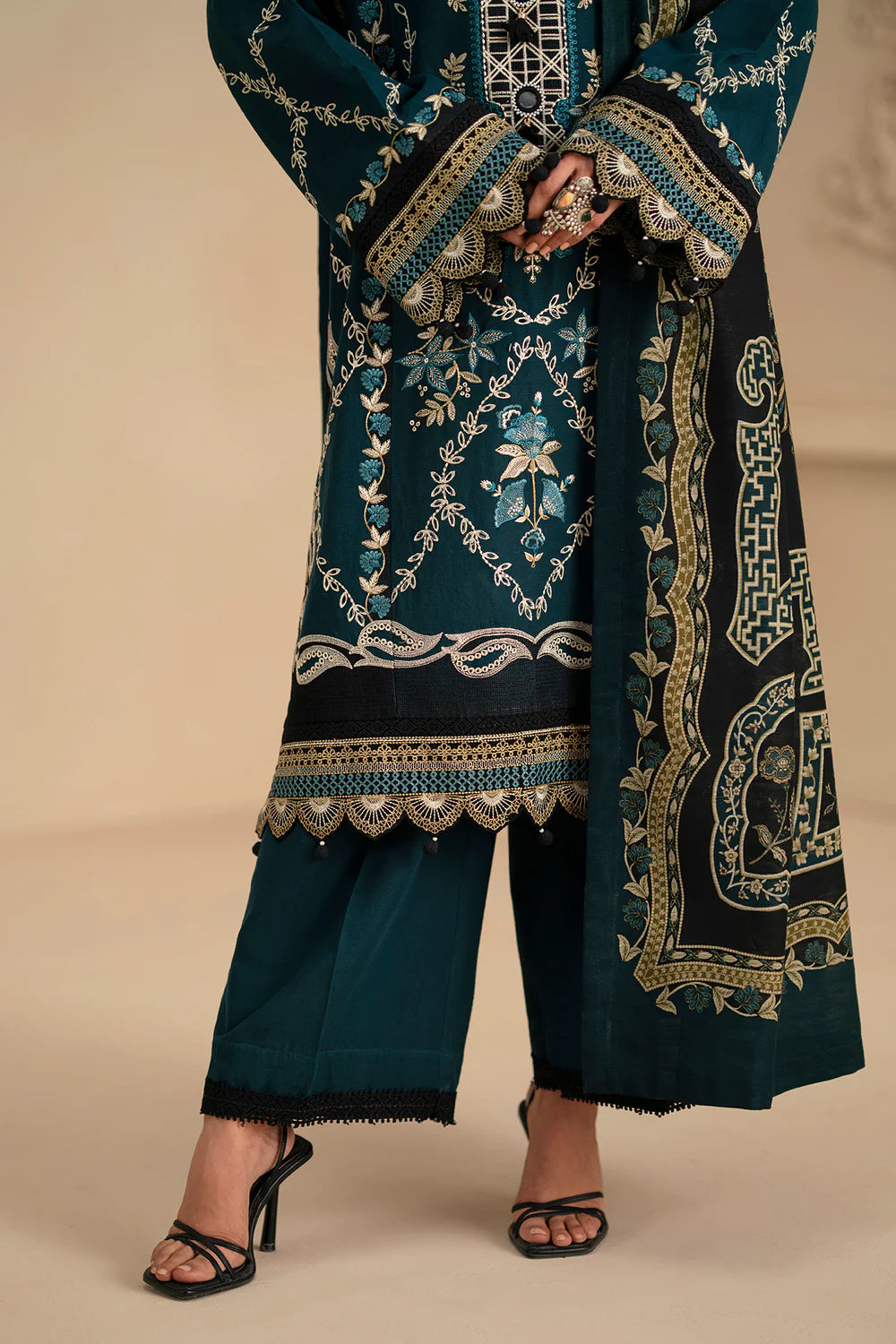 TEAL | E0799/203/711 | Unstitched Winter '25 | Ethnc