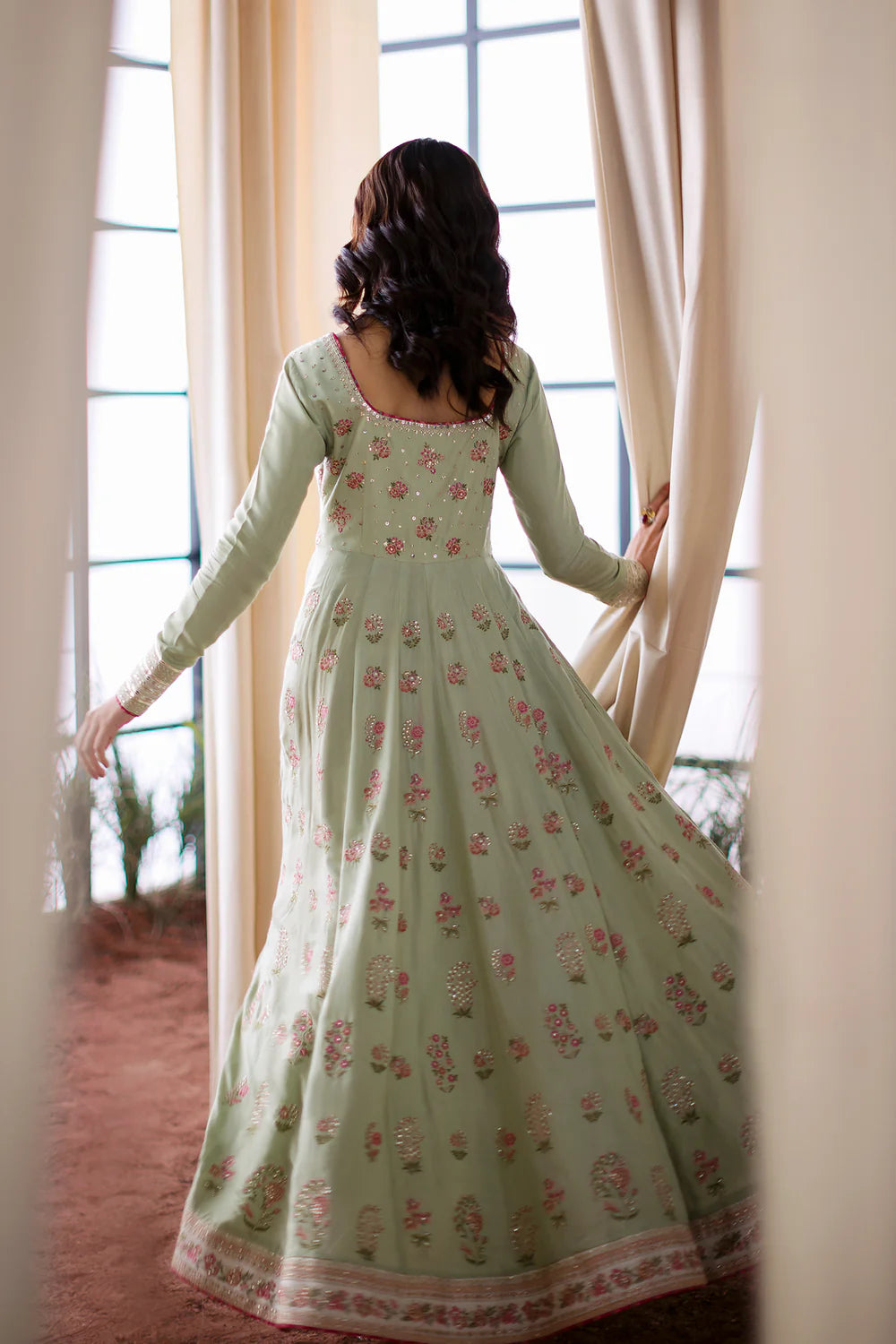 PALE GREEN | E104/130/0800 | BOUTIQUE COLLECTIONS| ETHNC