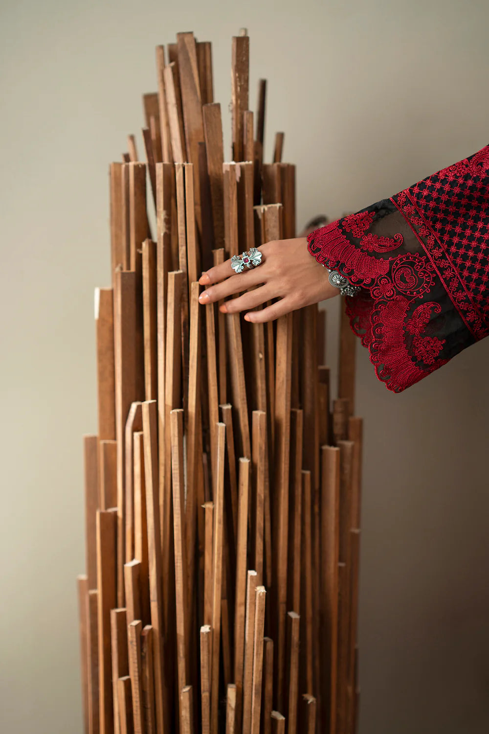 JET BLACK | E0810/203/902 | Unstitched Rozana A/W '25 Drop 2 | Ethnc