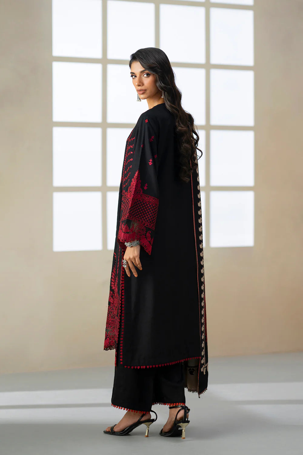 JET BLACK | E0810/203/902 | Unstitched Rozana A/W '25 Drop 2 | Ethnc