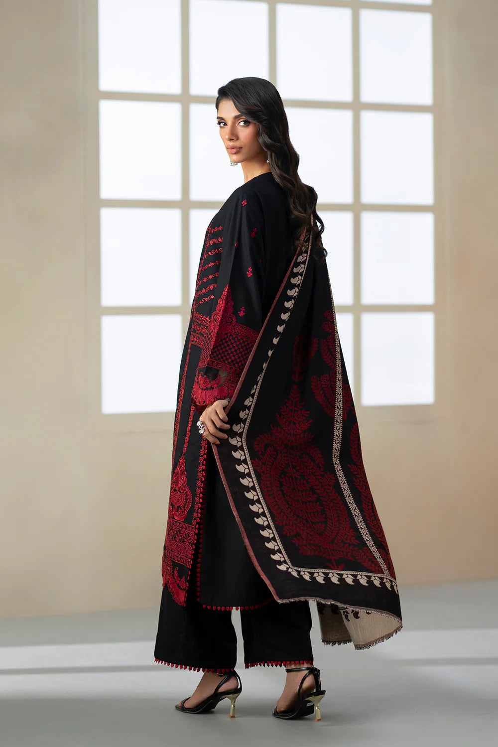 JET BLACK | E0810/203/902 | Unstitched Rozana A/W '25 Drop 2 | Ethnc