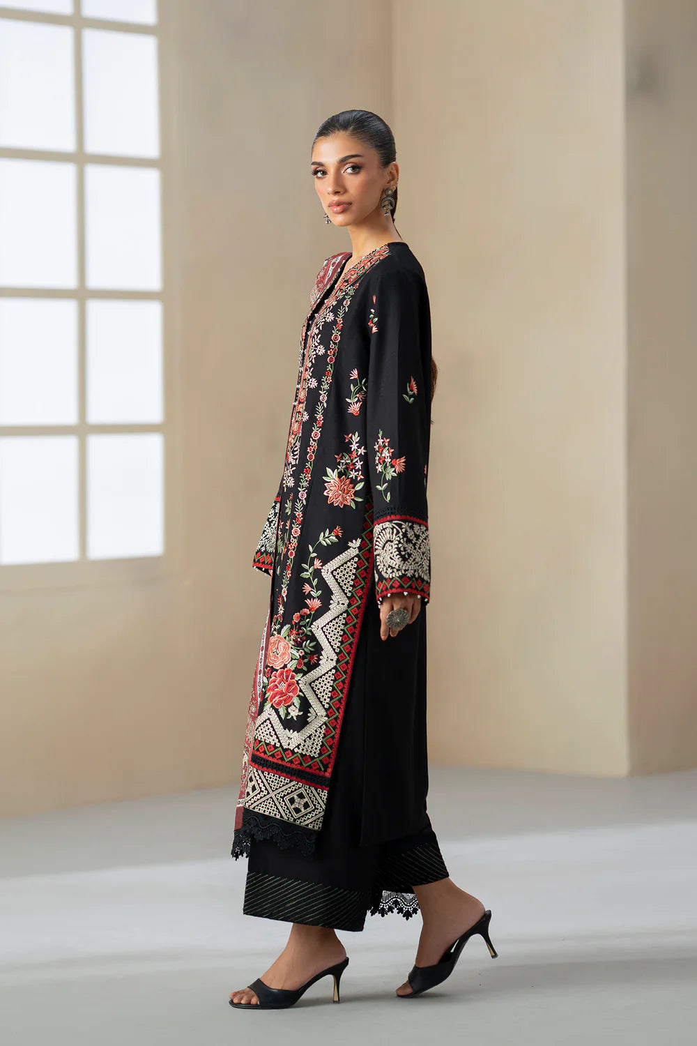 JET BLACK | E0816/203/902 | Unstitched Rozana A/W '25 Drop 2 | Ethnc