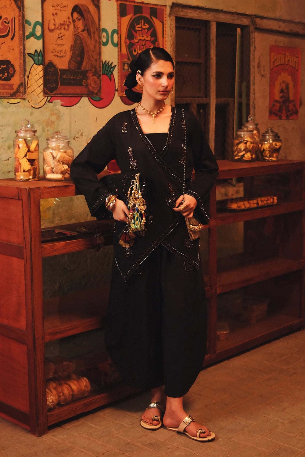 JET BLACK | E0830/119/902 | BOHO NEW LOOKBOOK | Ethnc
