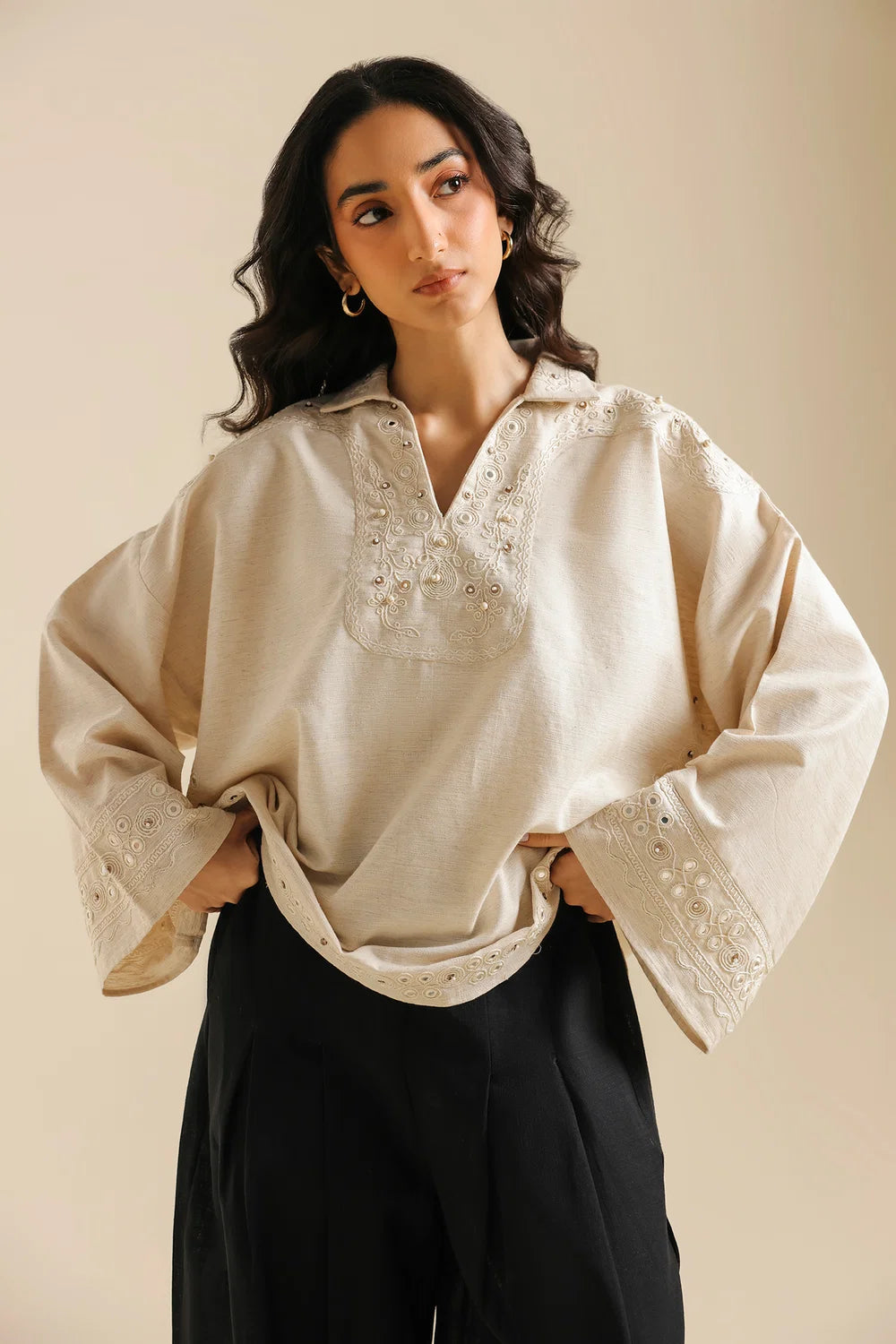 JET BLACK | E0837-119-902 | BOHO NEW LOOKBOOK | Ethnc