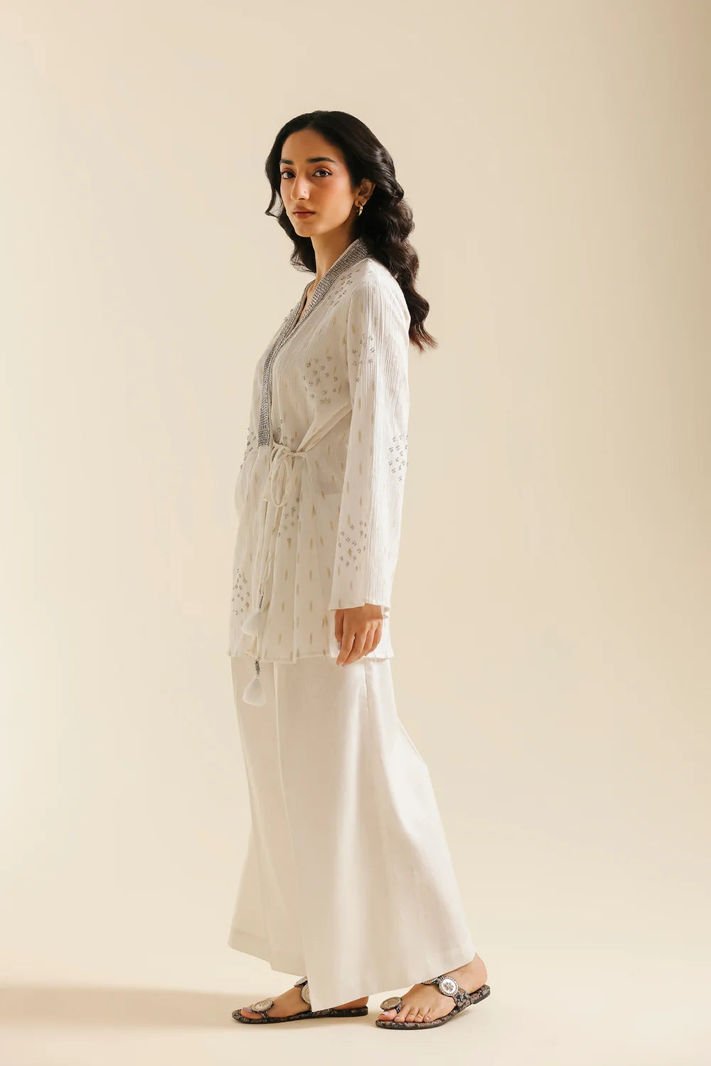 OFF WHITE | E0855/119/002 | BOHO NEW LOOKBOOK | Ethnc