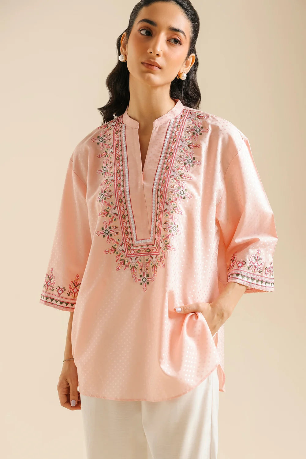 POWDER CORAL | E0858/119/327 | BOHO NEW LOOKBOOK | Ethnc