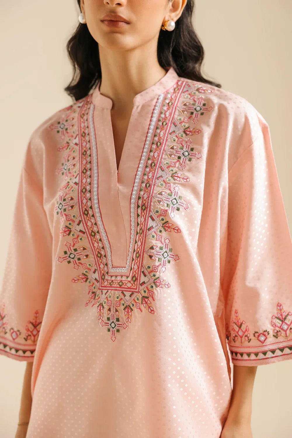 POWDER CORAL | E0858/119/327 | BOHO NEW LOOKBOOK | Ethnc