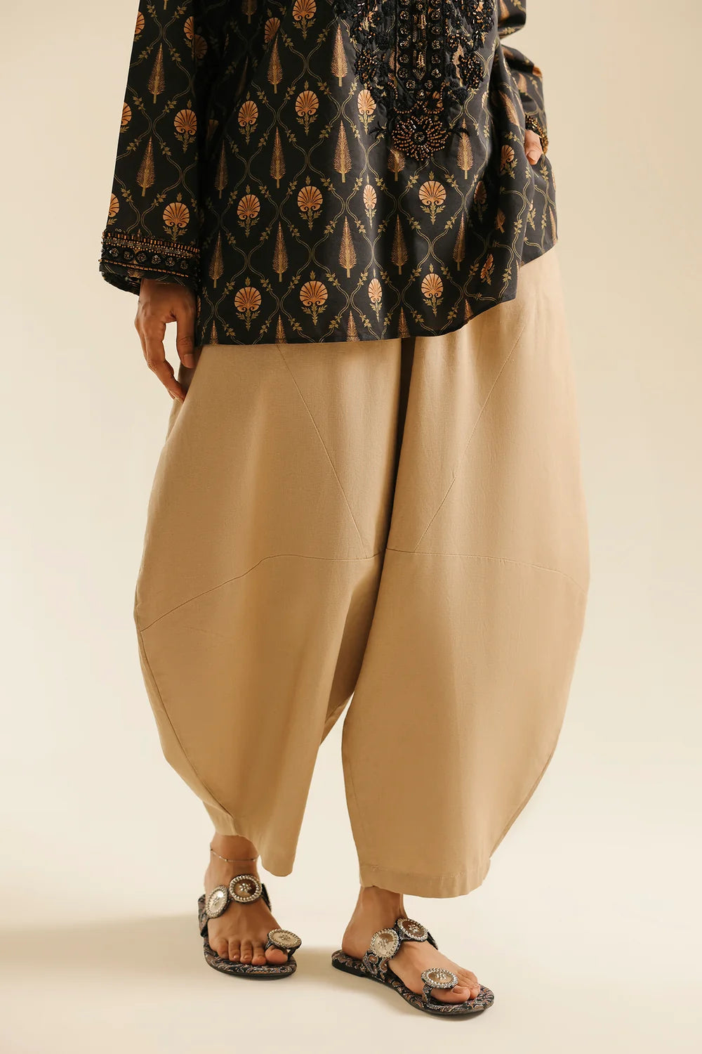 BEIGE | E0879/119/113 | BOHO NEW LOOKBOOK | Ethnc