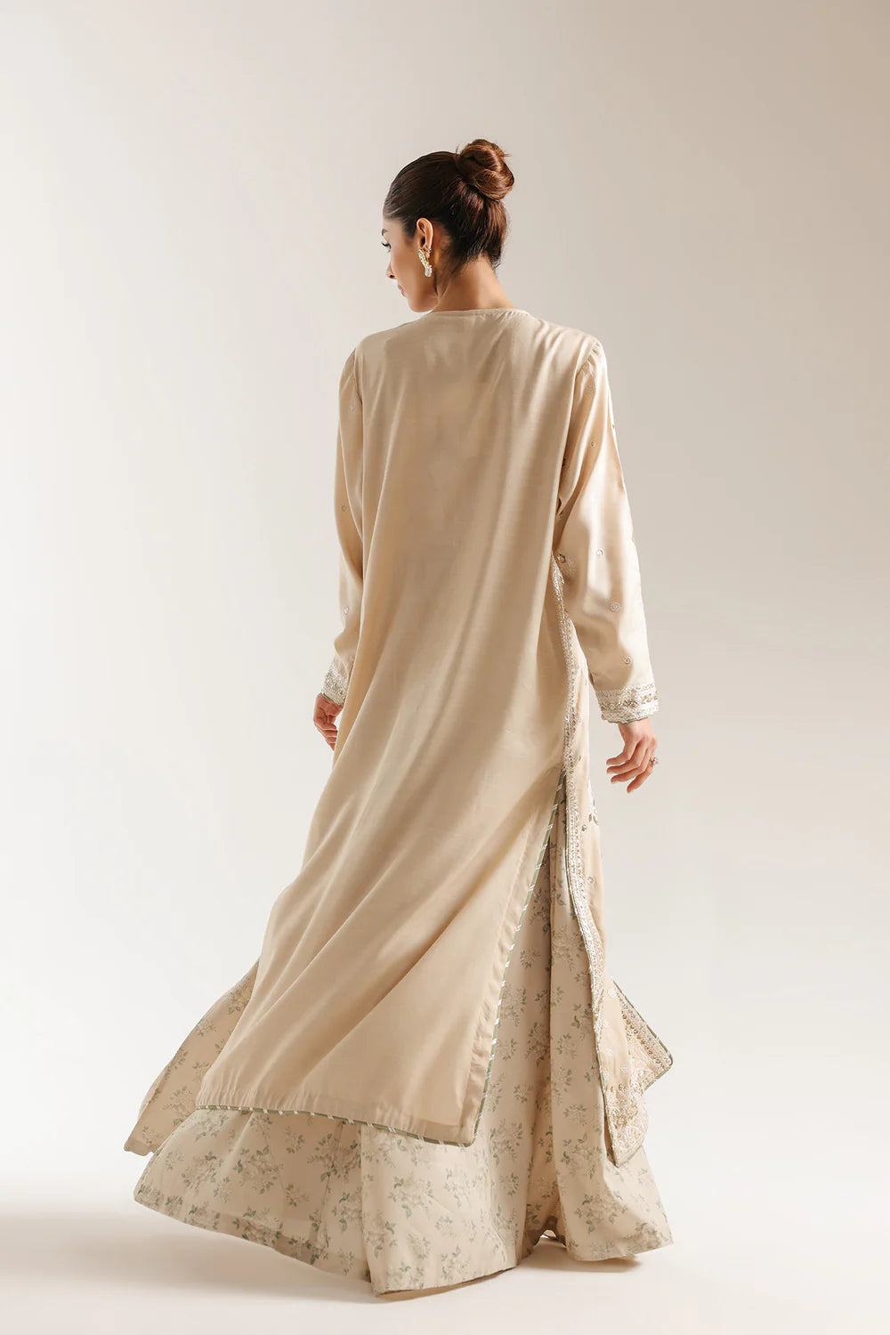 ANTIQUE WHITE | E0961/104/006 | Luxe | Ethnc