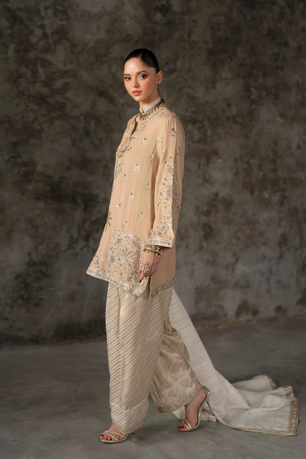 BEIGE | E1012/104/113 | Luxe | Ethnc