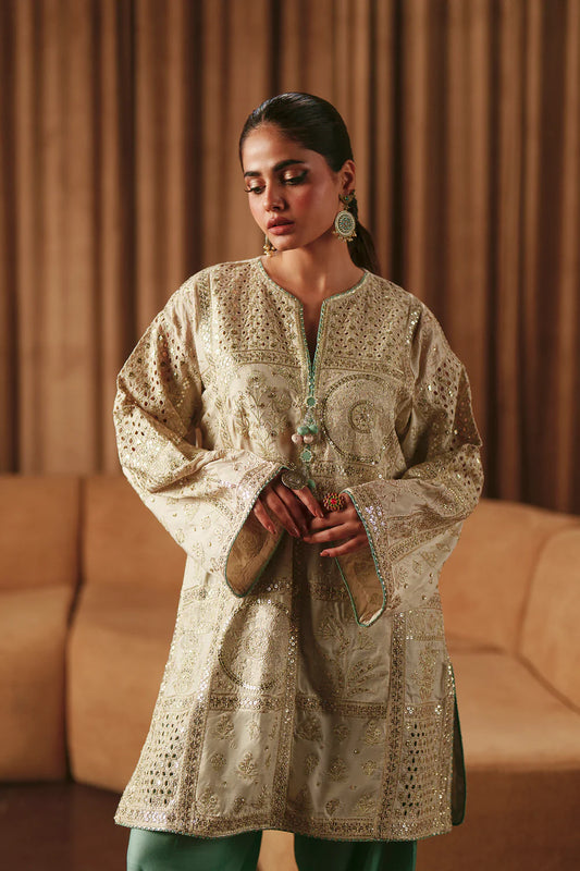 OFF WHITE | E1013/104/002 | Boutique Collection SS '26 Drop I | Ethnc