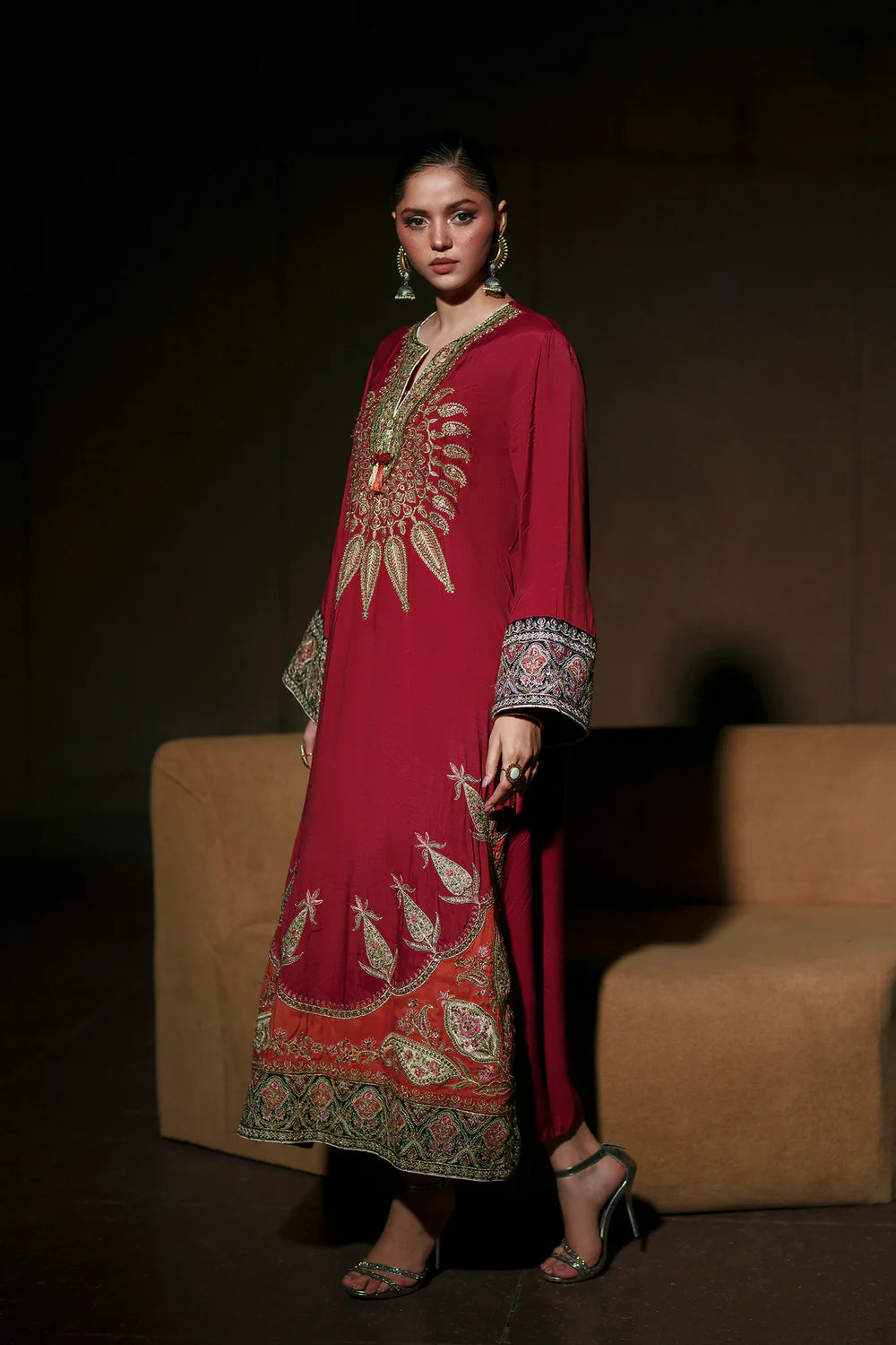 CHERRY RED | E1027/104/306 | Luxe | Ethnc