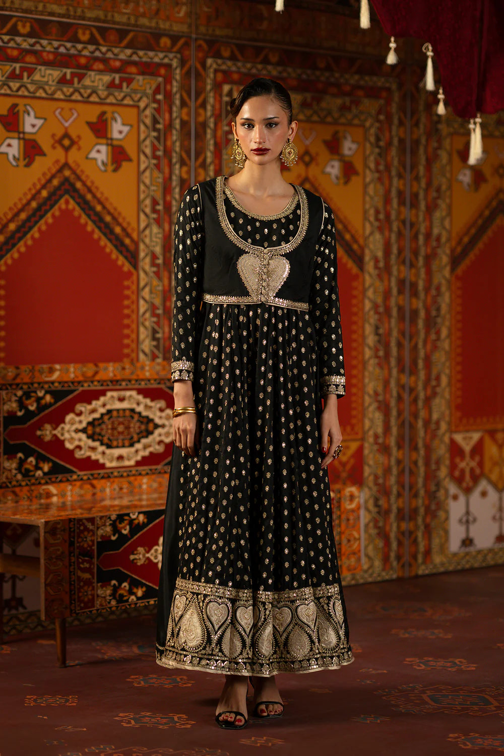 BLACK | E1051/104/901 | Luxe | Ethnc