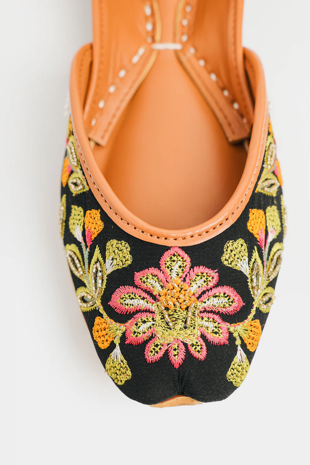 BLACK | E1118/109/901 | ETHNC | FOOTWEAR