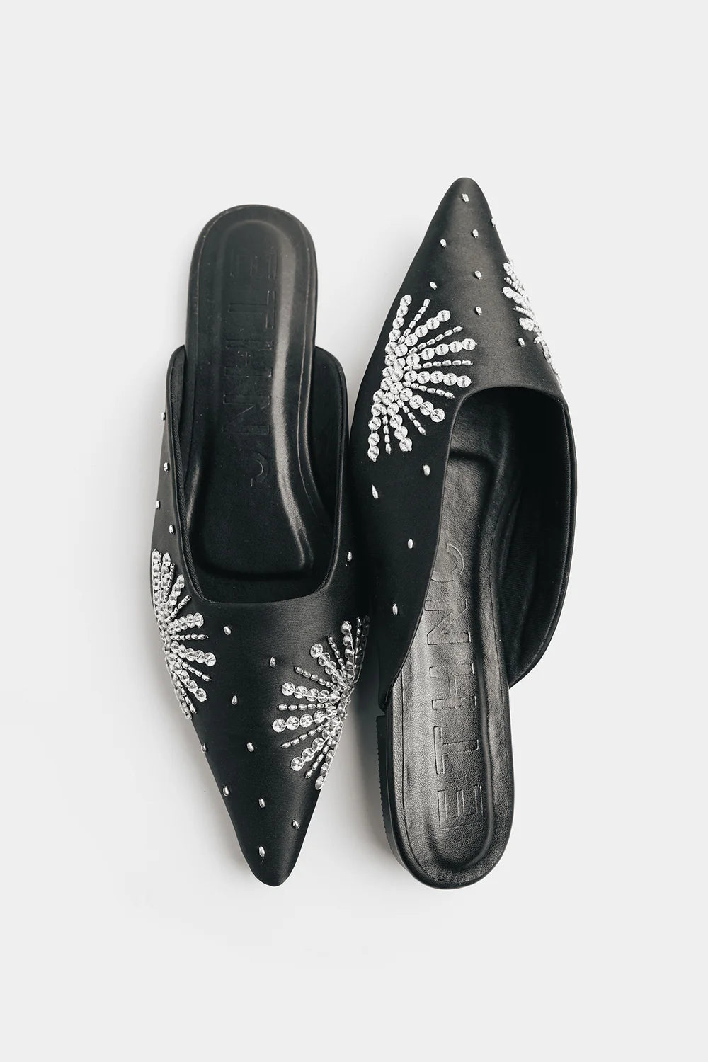 BLACK | E1124/109/901 | ETHNC | FOOTWEAR