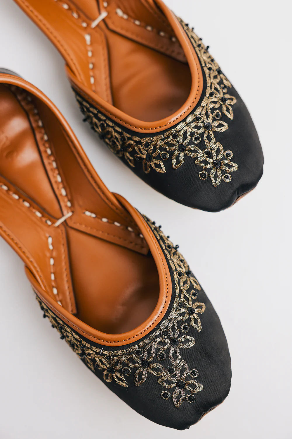 BLACK | E1159/109/901 | ETHNC | FOOTWEAR