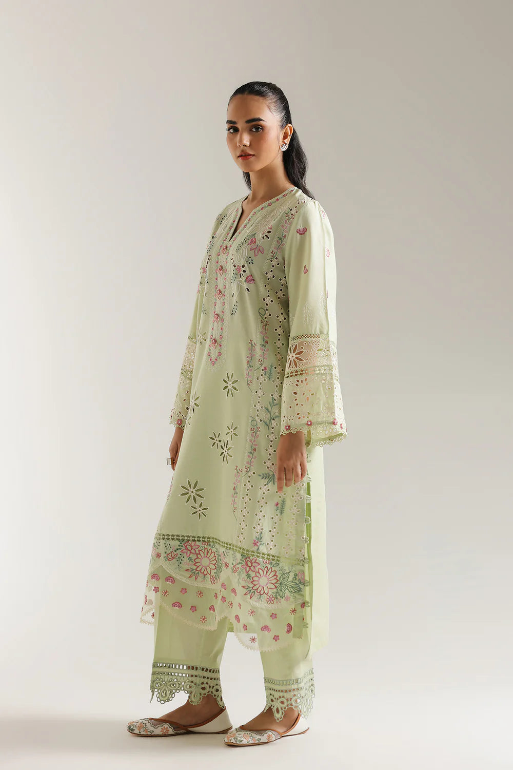 PALE GREEN | E3185/103/130 | Ethnc