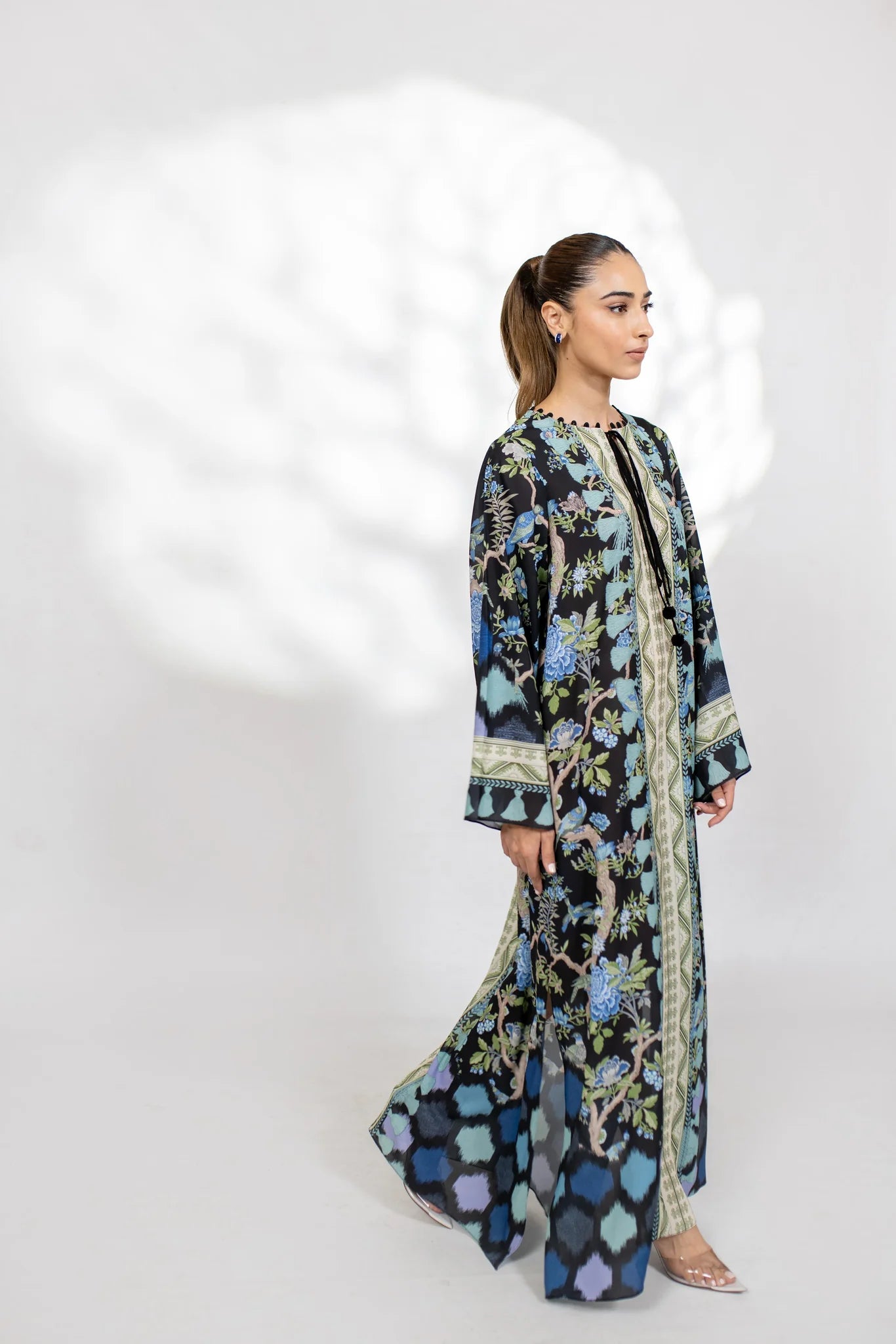 Emerino (A) | BARAÉ KHANOM