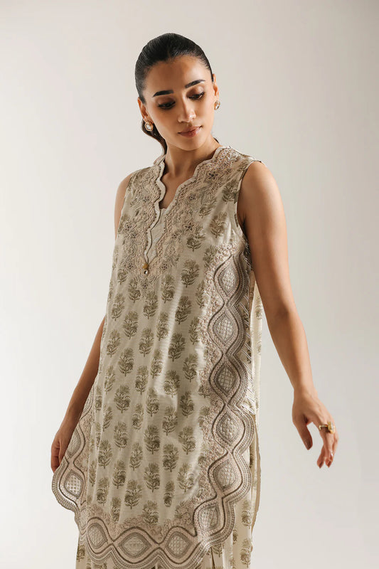 ANTIQUE WHITE | E3452/103/006 | ROZANA | Ethnc