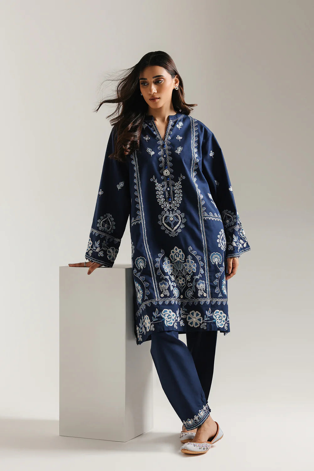 LAVENDER BLUE | E3600/103/626 | ROZANA | Ethnc