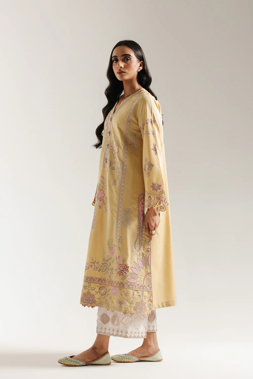 BRIGHT YELLOW | E3613/103/107 | Rozana collection 25' - Drop 03 | Ethnc