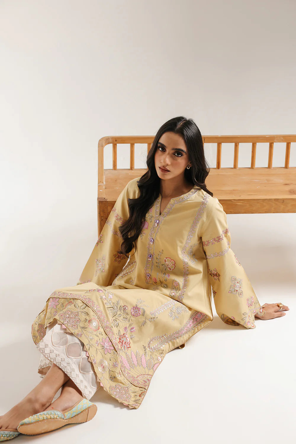 BRIGHT YELLOW | E3613/103/107 | Rozana collection 25' - Drop 03 | Ethnc