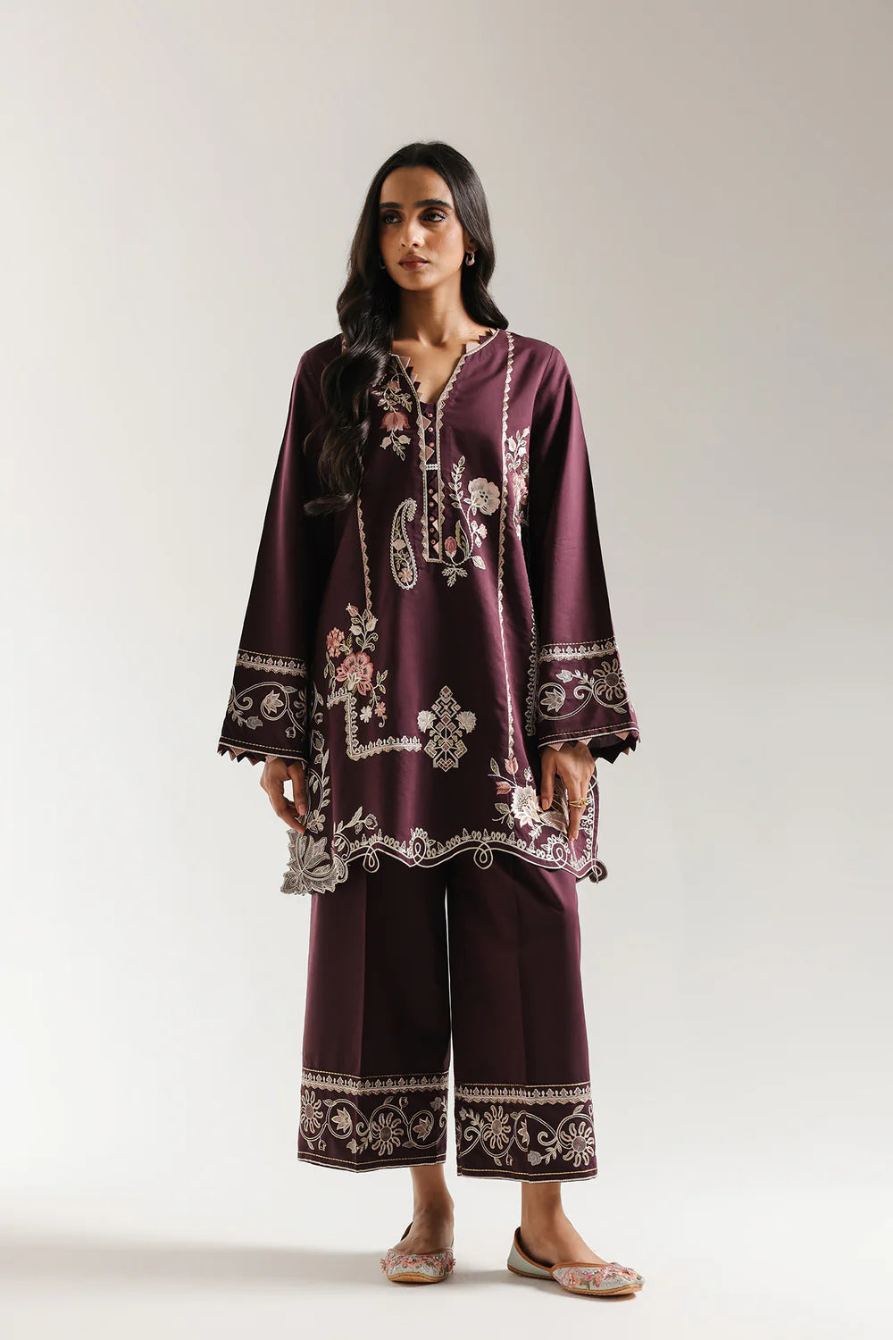 PLUM PURPLE | E3664/103/520 | Rozana collection 25' - Drop 03 | Ethnc