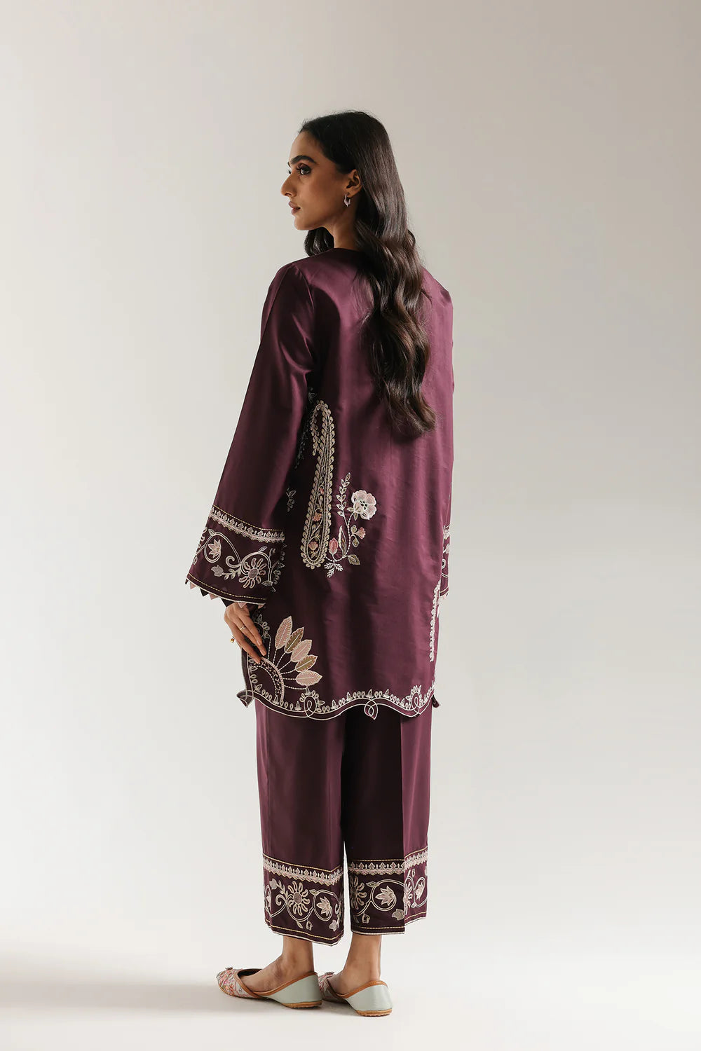 PLUM PURPLE | E3664/103/520 | Rozana collection 25' - Drop 03 | Ethnc