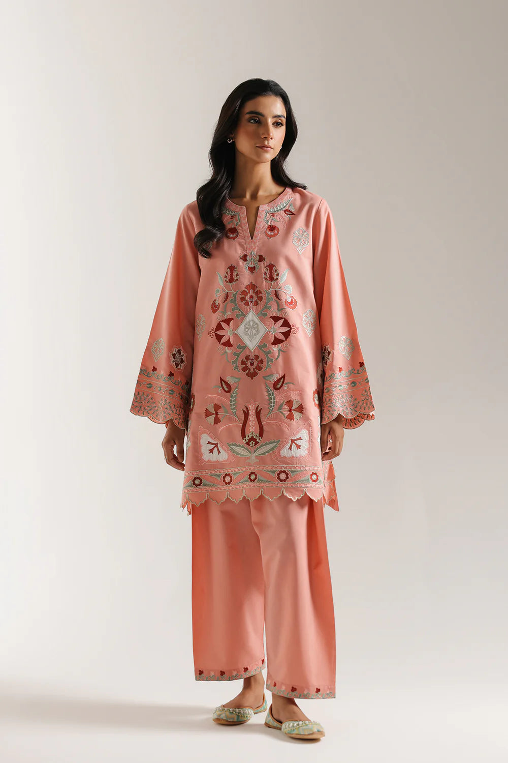 BABY CORAL | E3796/103/313 | Rozana collection 25' - Drop 03 | Ethnc