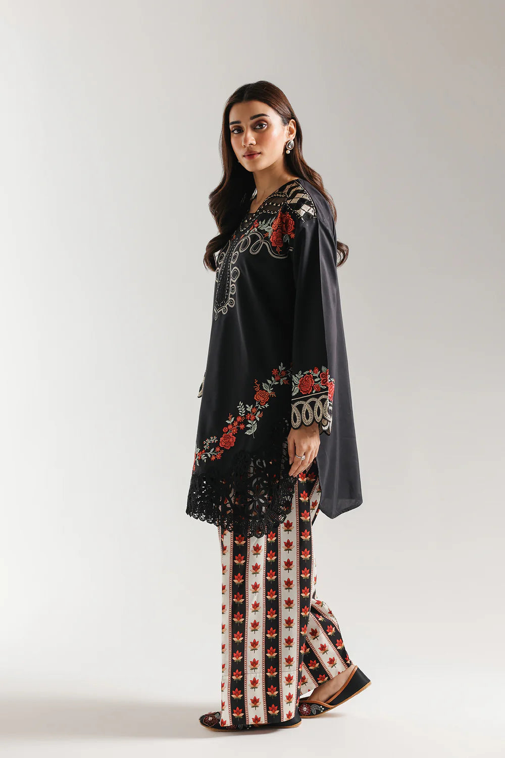 JET BLACK | E4221/103/902 | Rozana Collection SS '26 Drop 3 | Ethnc