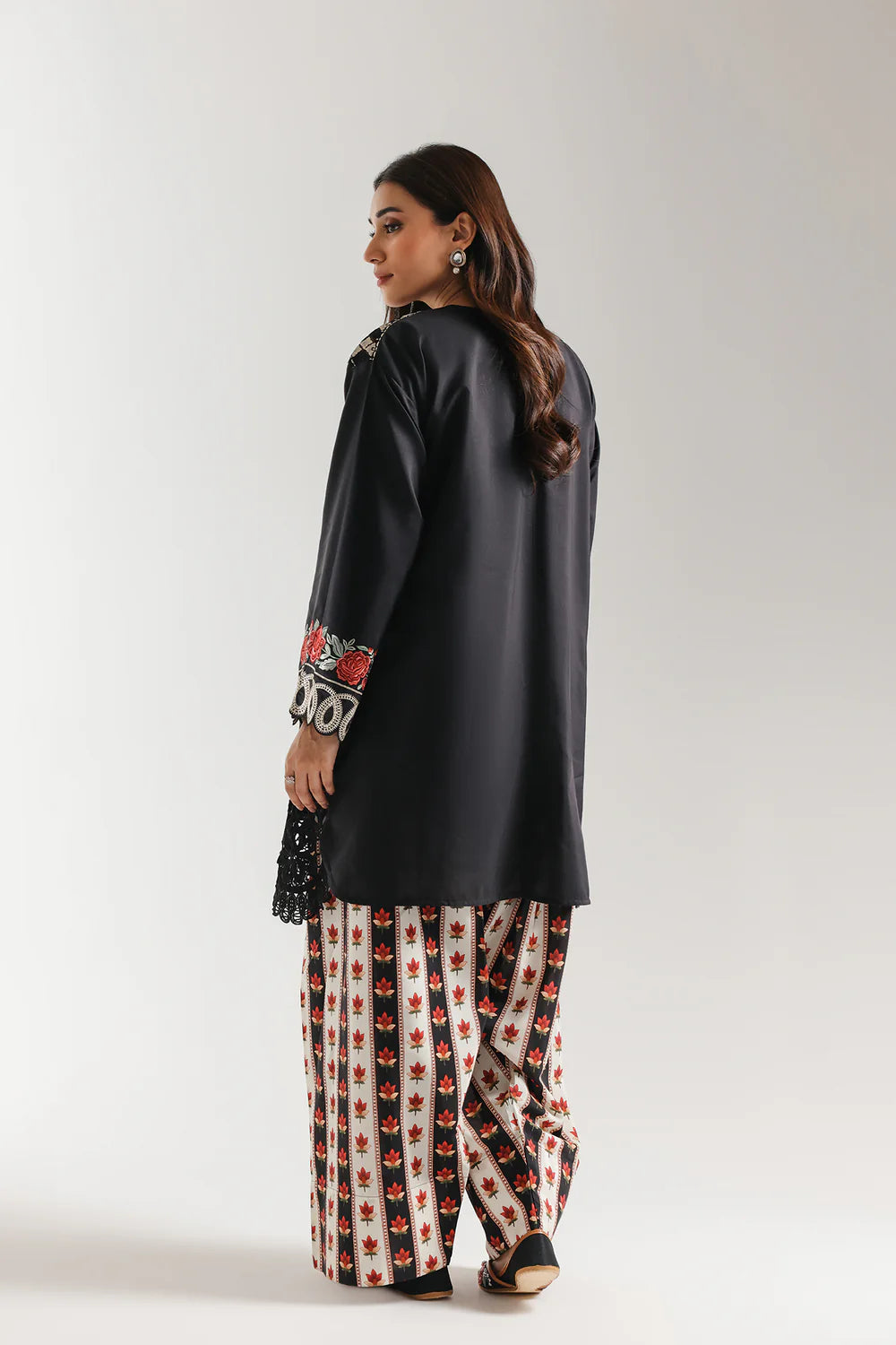 JET BLACK | E4221/103/902 | Rozana Collection SS '26 Drop 3 | Ethnc