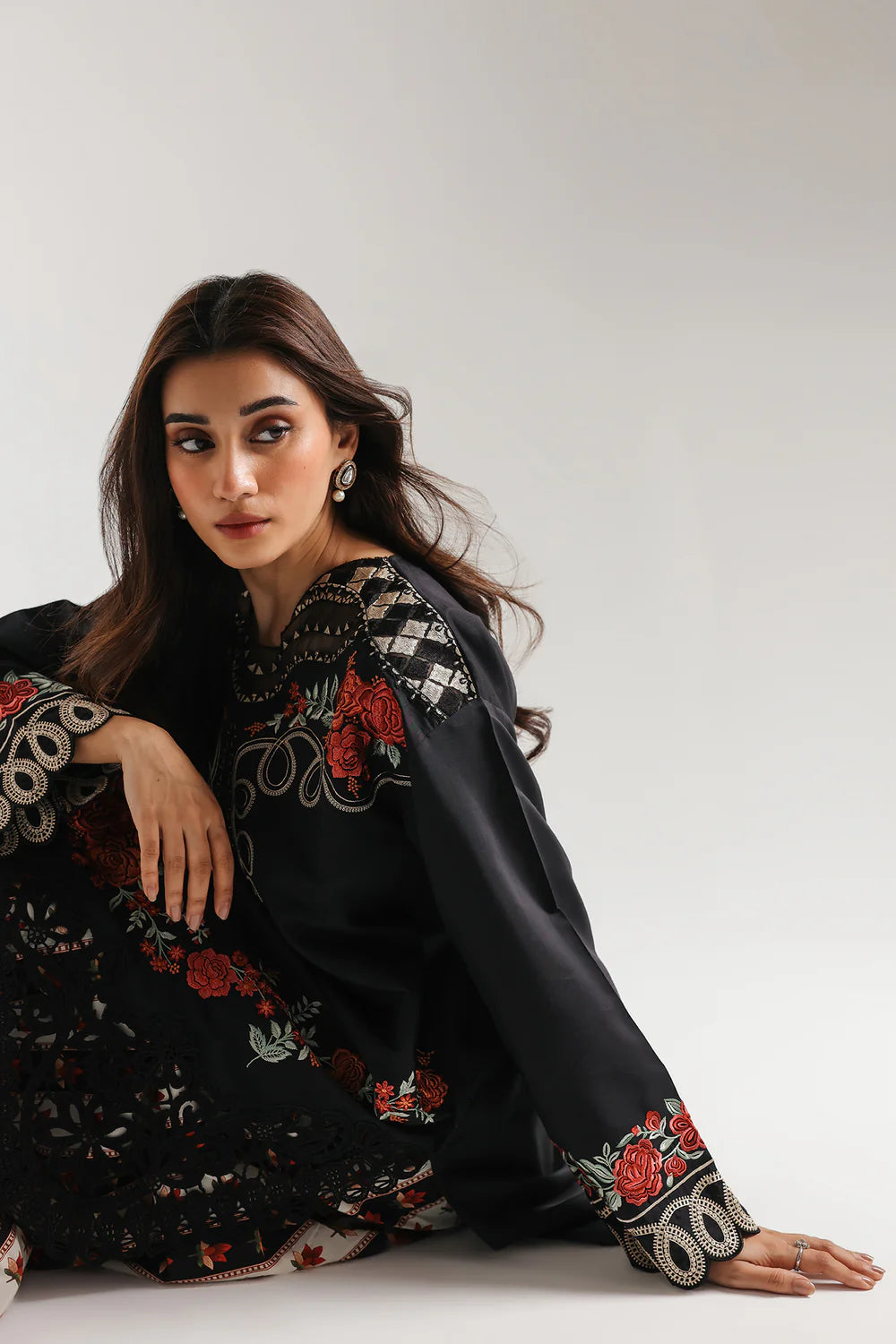 JET BLACK | E4221/103/902 | Rozana Collection SS '26 Drop 3 | Ethnc