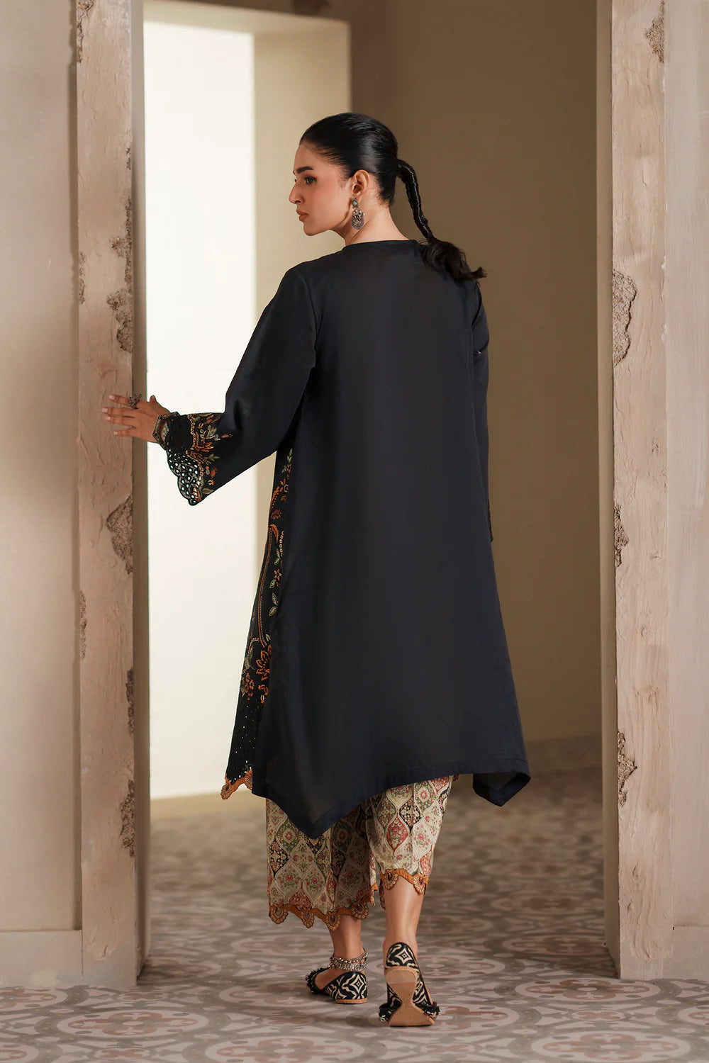 JET BLACK | E4347/103/902 | Rozana Collection SS '26- Drop 7 | Ethnc